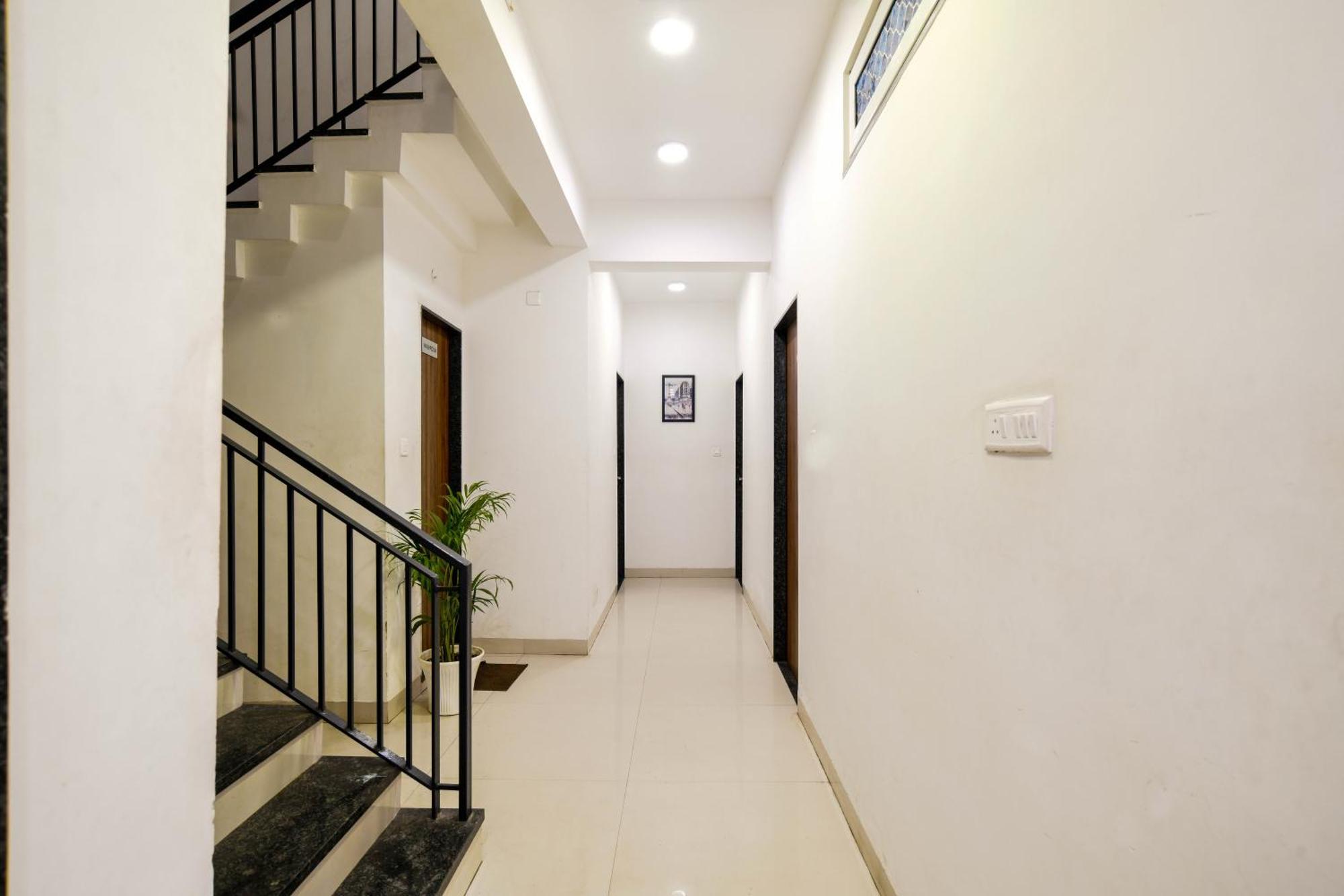 Aceotel Inn Flamingo Indore Exteriör bild